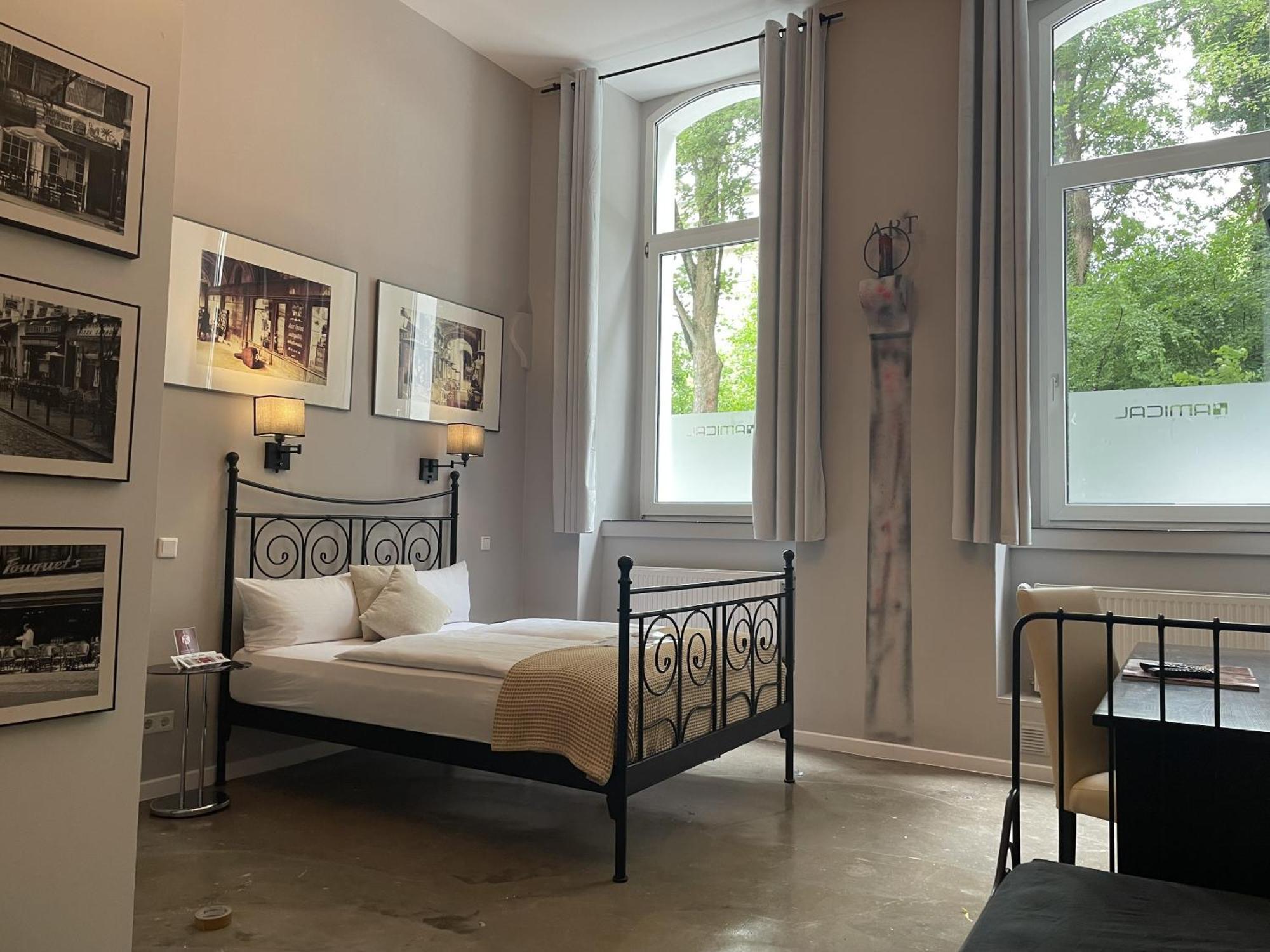 Amical Hotel Wuppertal Bagian luar foto